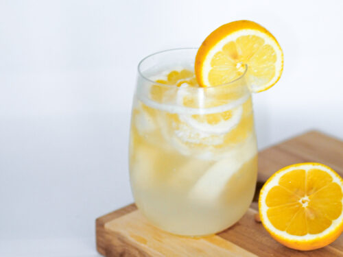 Fresh squeezed lemon clearance juice